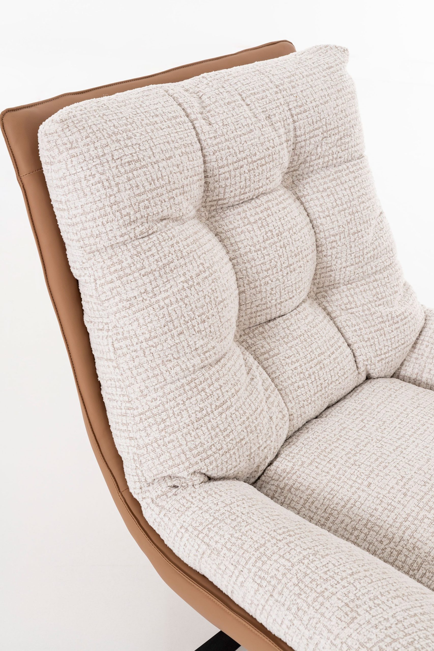Poltrona Ray giratória 360º em bege e castanho 92×86×80cm - Image 7