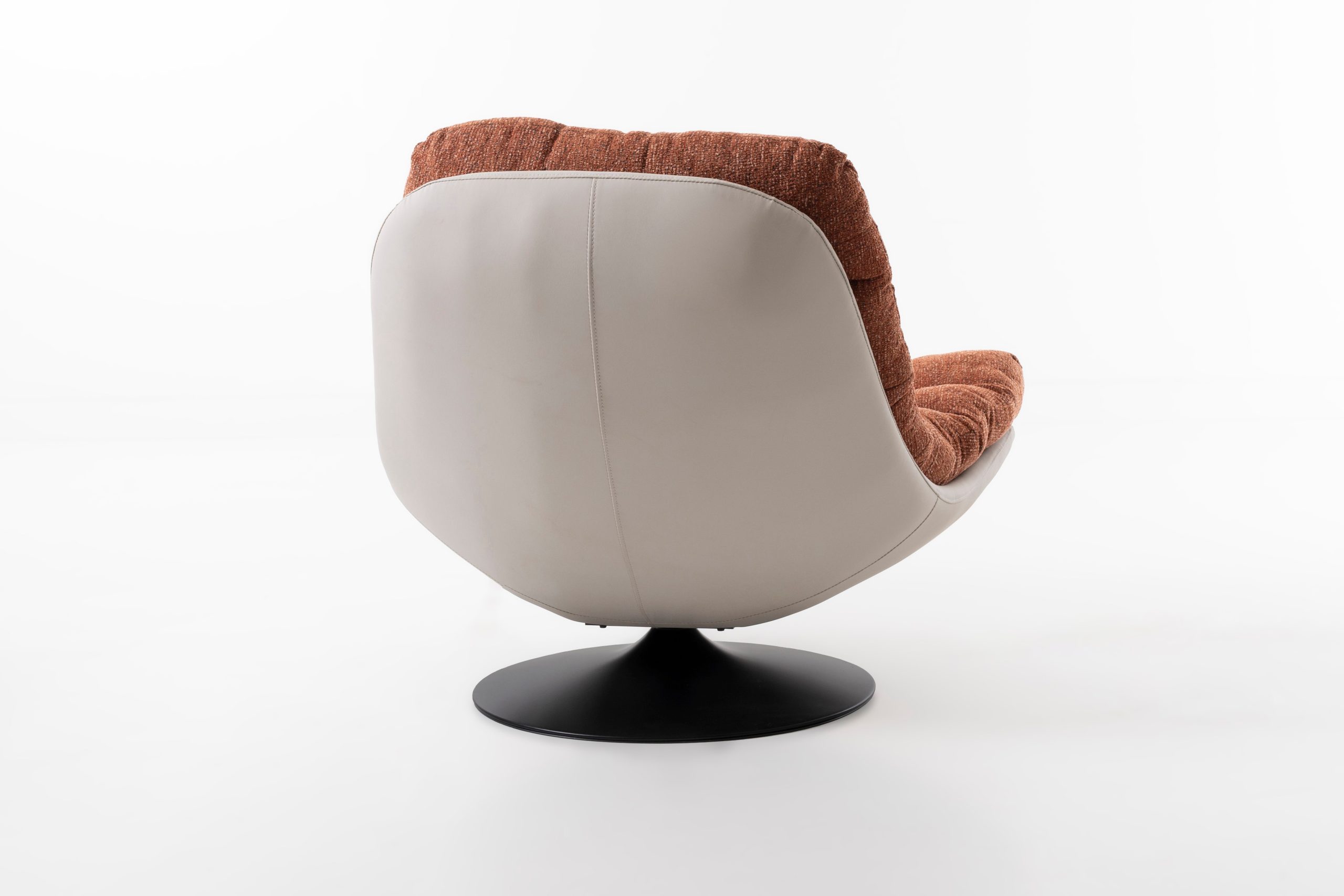 Poltrona Arti giratória 360º estofada em caldeira e bege 92×86×80cm - Image 8