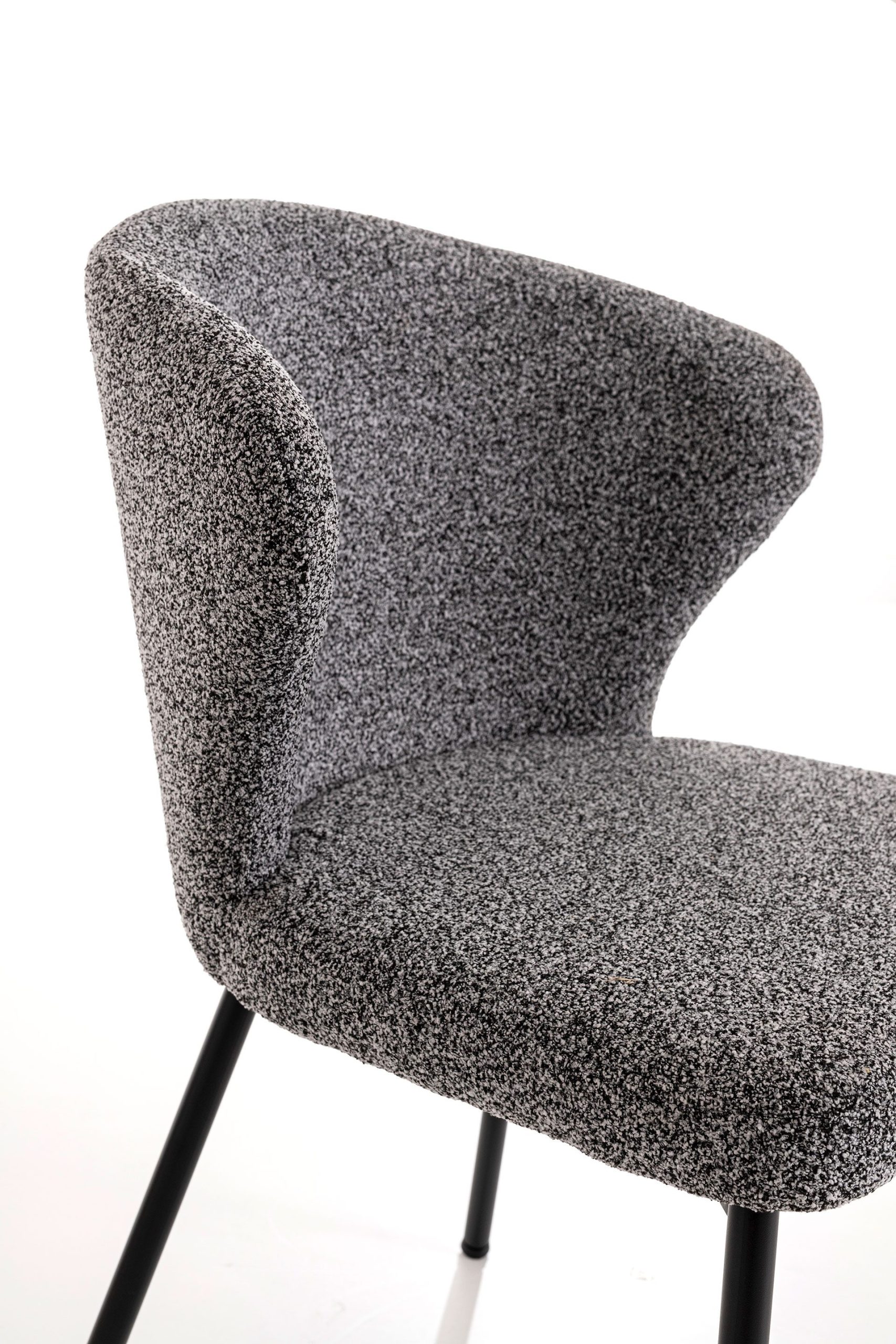 Cadeira Vega. Estofada em cinzento anti-manchas, pernas metálicas pretas. 82×50.5×60 cm - Image 4