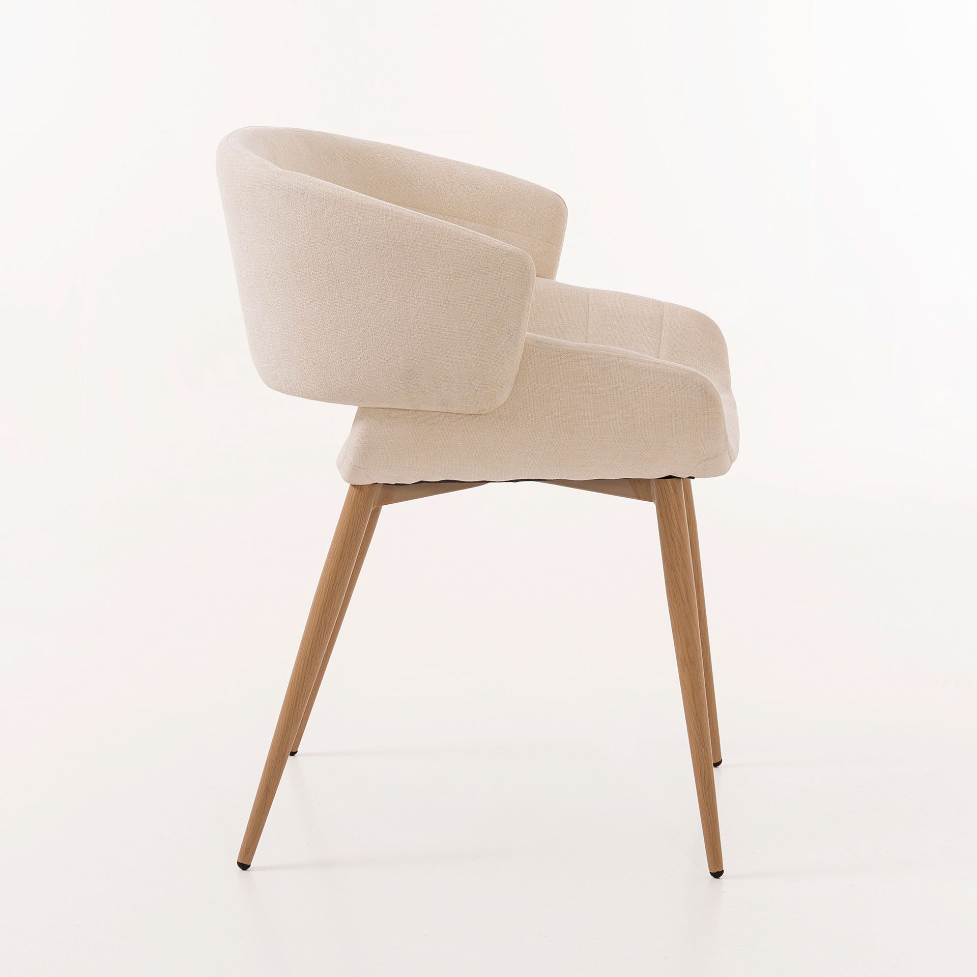 Cadeira Greta. Assento curvado estofado em bege. 77×57×60 cm - Image 4