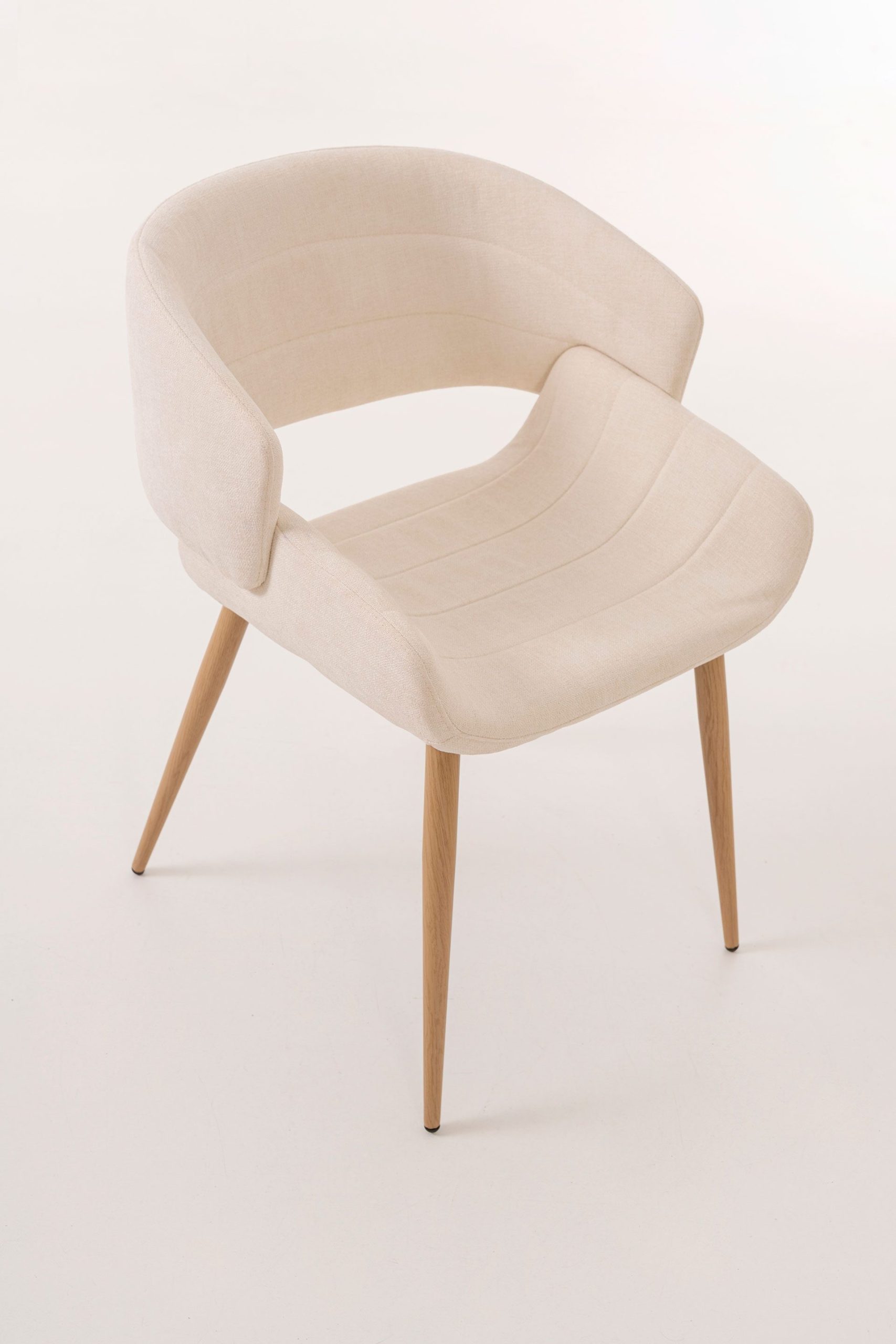Cadeira Greta. Assento curvado estofado em bege. 77×57×60 cm - Image 6